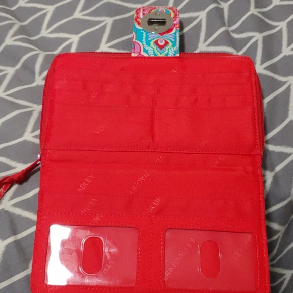 Wallet - Picture 2 of 3